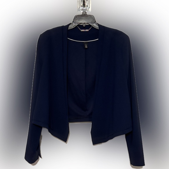 White House Black Market Jackets & Blazers - 🩷💥 White House Black Market Navy Blue Cropped Blazer NWT 💥🩷 Great Buy